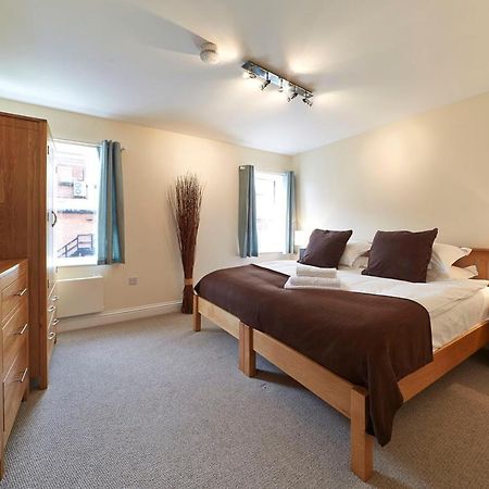 Swan Place Apartments By Viridian Apartments Swindon Exterior photo