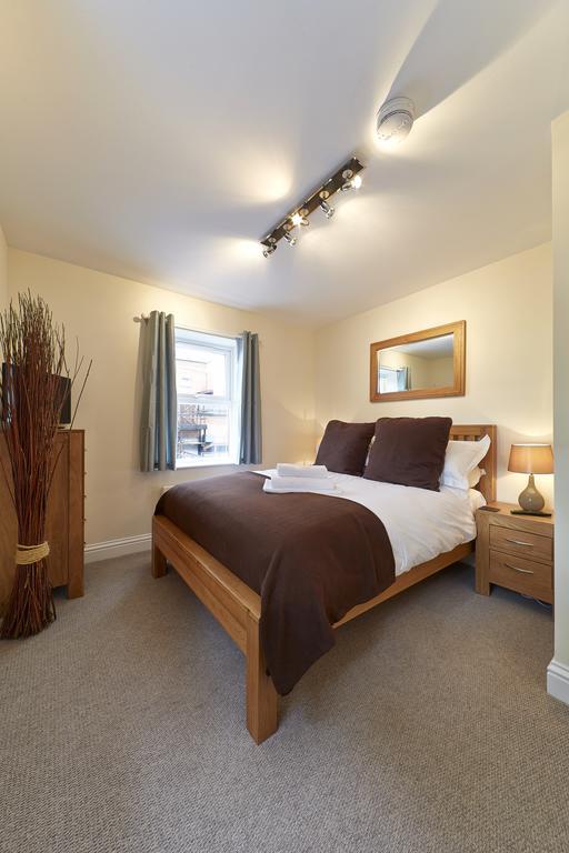 Swan Place Apartments By Viridian Apartments Swindon Room photo